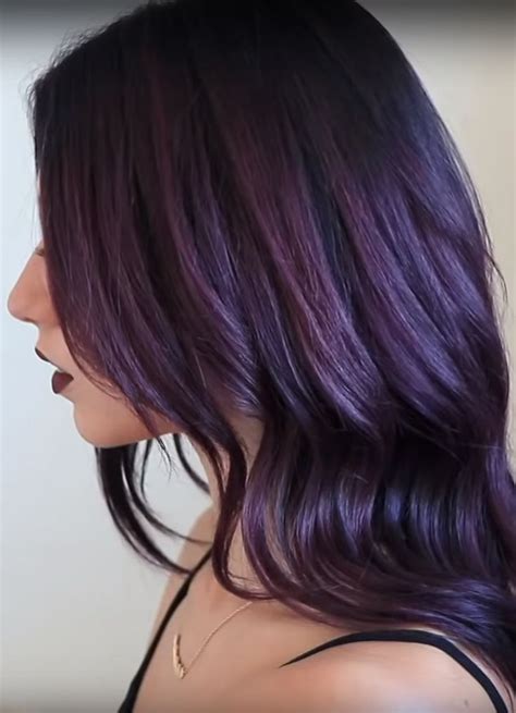 The water opens the cuticle a bit. How To Use Purple Shampoo - All You Need Infos