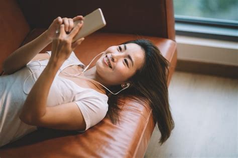 Pengguna instagram dengan gender perempuan paling dominan di indonesia. Pengguna Blog Disebut Juga Dengan / Kenapa Ada Penyimpangan Semu Hukum Mendel - Zenius Blog ...