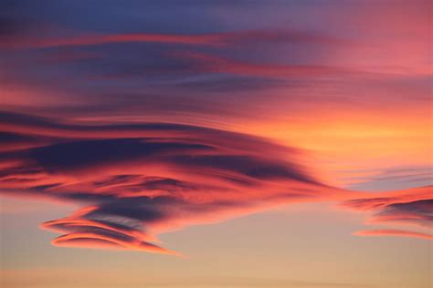 Lovely Lenticular Clouds 42 Incredible Ufo Cloud Photos