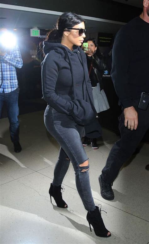 looks kim kardashian kardashian style kourtney kardashian kardashian fashion comfy fall