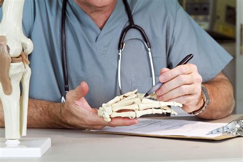 How To Choose An Orthopedic Surgeon Full Circle Orthopedics