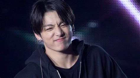 Bts members had many times expressed their appreciation and grateful.ness that jungkook chose to join big hit entertainment, instead of the. Kronologi Jungkook BTS Kecelakaan Kendarai Mercedes Benz, Cedera Ringan dan Akui Langgar Lalu ...