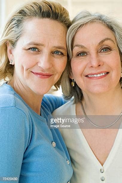 60 Hochwertige Mature Lesbian Couples Bilder Und Fotos Getty Images