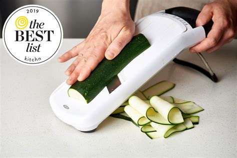 The 5 Best Mandoline Slicers According To The Best Experts Mandolin