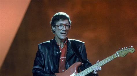 Hank Marvin Cliff Richard Has Great Strength Of Character Big Issue