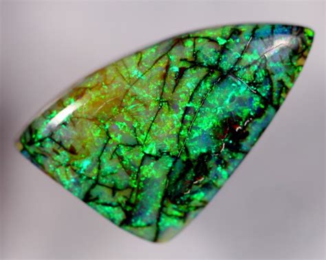 Opal mines around the world. Monarch Opal | Opals Down Under