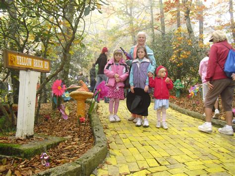 Love 2 Travel With Kids Autumn At Oz In Beech Mountain Nc Where