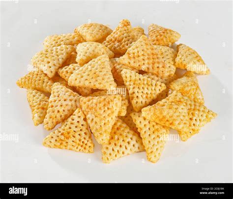 Fried And Spicy Triangle Shape Fryums Papad 3d Snacks Or Fryums Snacks Pellets White