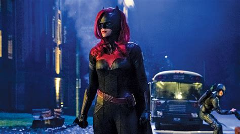 Batwoman First Look Trailer Dc Comics Tv Series The Cw Network