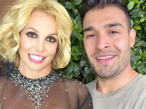 britney spears actually engaged to bf sam asghari tmz confirms the spotted cat magazine