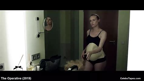 名人黛安克鲁格电影中的裸体和色情场景 xHamster