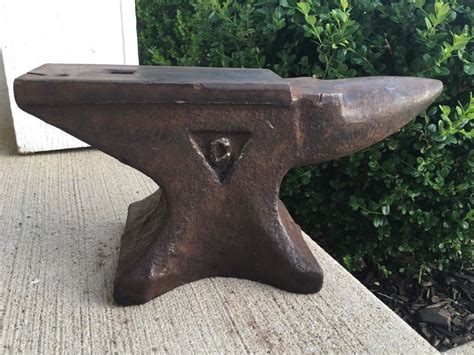 Pin By Mexashop1 On Anvil Blacksmithing Fire Iron Blacksmith Tools