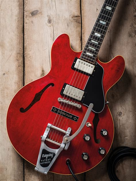 An Oral History Of The Gibson Es 335