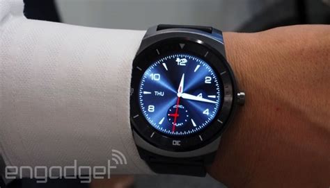 atandt will carry lg s g watch r in stores