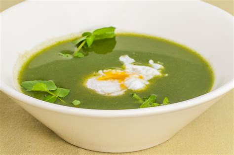 Soupe de cresson œuf poché Recette