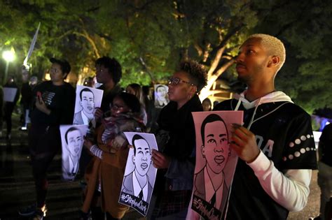 Sacramento Protests Reignited One Year After Stephon Clark Was Killed Vox