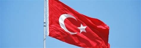 العلم التركي رمز ، علم تركيا الشعار الوطني لتركيا العلم الوطني ، الهلال القمر ونجم s. معنى ألوان علم دولة تركيا | المرسال