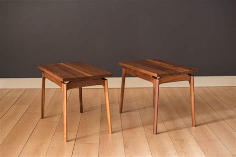 Pair Of Mid Century Modern Solid Walnut End Tables Mid Century Maddist
