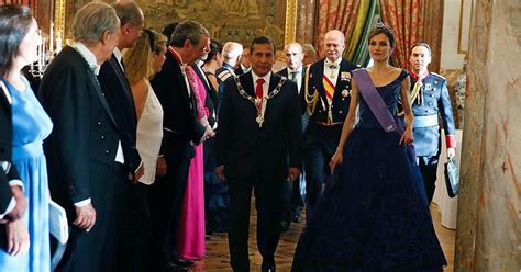 Newmyroyals And Hollywood Fashion Queen Letizia And King Felipe Host A