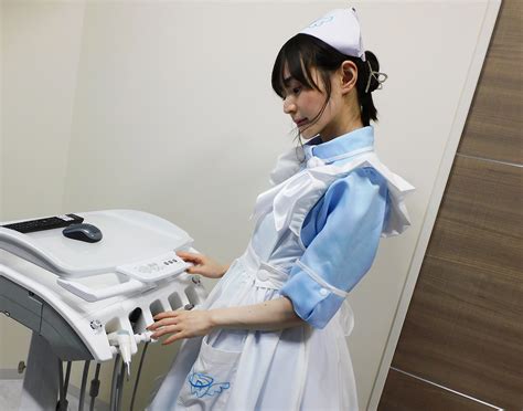 Akiba Dental Clinic The Akihabara Dentist Where A Moe Maid In Cosplay