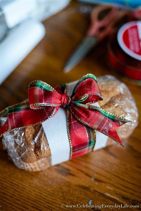 How To Wrap Baked Goods Food Ts Wrapping Christmas Food Ts