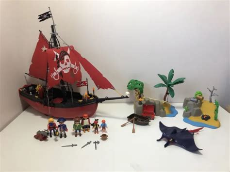 PLAYMOBIL RED CORSAIR Pirate Ship 5869 With Treasure Island Bundle