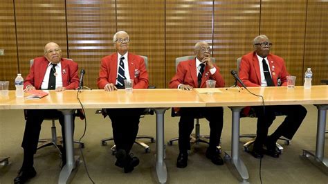 Red Tails Reunited Pioneering Tuskegee Airmen Proudly Look Back