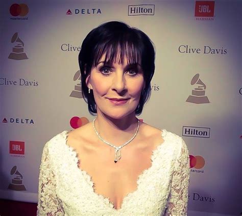 Pin By James Leonard On Enya In 2019 Music The Voice Celebrities