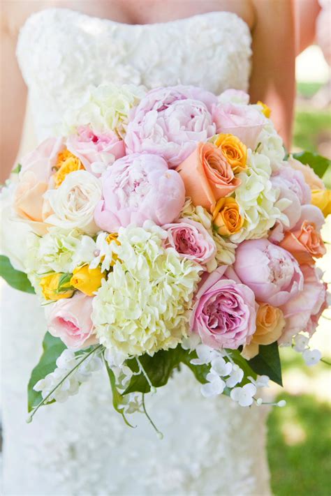 Rose Peony And Hydrangea Bouquet Elizabeth Anne Designs The Wedding Blog