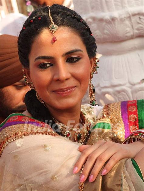 For everybody, everywhere, everydevice, and everything Kirti Kulhari as a lead actress Media