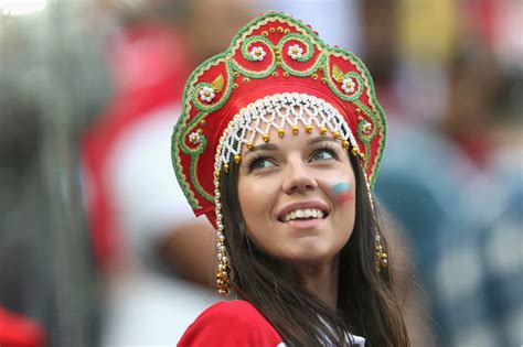 ЧМ 2018 Самые красивые болельщицы сборной России фото Чемпионат