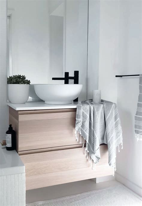 42 Astonishing Minimalist Bathroom Ideas For Scandinavian Home