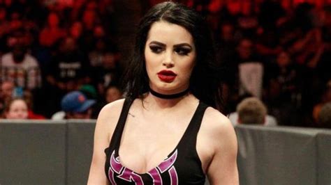 Wwe Paige Retirement Injury Wrestling Superstar Told To Quit At 25