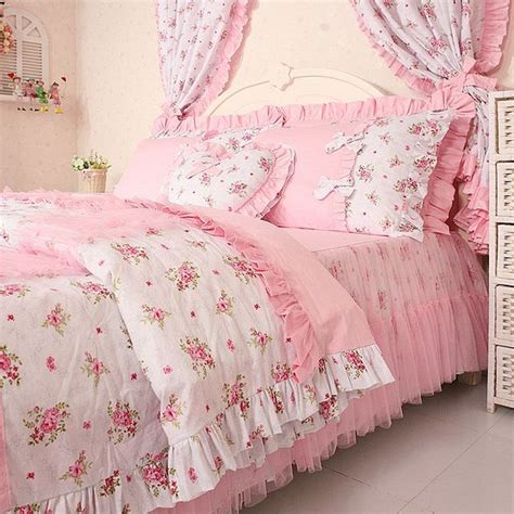 20 Pretty And Girly Bedding Set Designs You Will Love Bed Cover Design Pink Bedding Bedding
