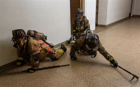 The Oriented Search For Firefighters