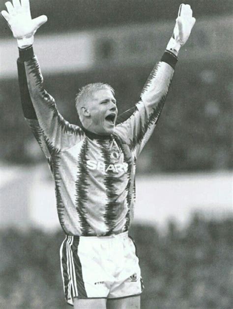 Peter schmeichel aston villa manchester united cycle challenge man utd news fire and ice goalkeeper football players iceland. Peter Schmeichel of Man Utd in 1995.