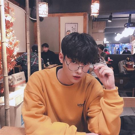 ᴛᴛᴏᴋᴋɪɪ 23 On Instagram 🍣쵸밥🍣 Korean Boys Ulzzang Korean Boy