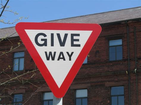 Give Way Sign Ted Guru