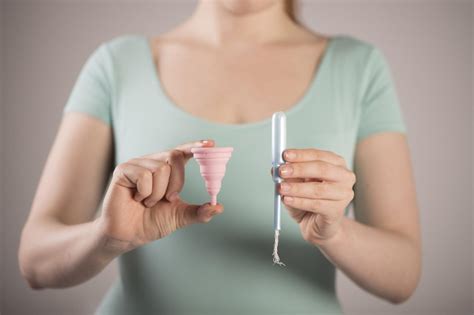 third world america doctors urge caution over tampon shortage avoid diy products us message