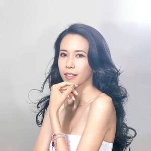莫文蔚 karen mok【忽然之間 suddenly】official music video. 莫文蔚 - QQ音乐-千万正版音乐海量无损曲库新歌热歌天天畅听的高品质音乐平台!