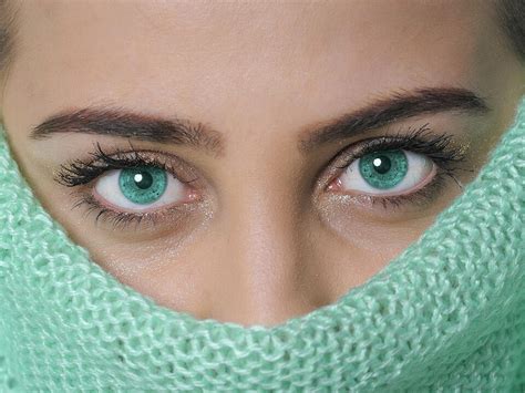 The Rarest And Beautiful Color Of Human Eyes In The World Green Eyes