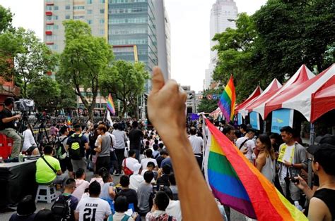 Taiwan Legalizes Same Sex Marriage Photosimagesgallery 66834