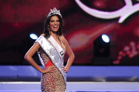 Carlina Duran Crowned Miss Universe Dominican Republic 2012 Pictures