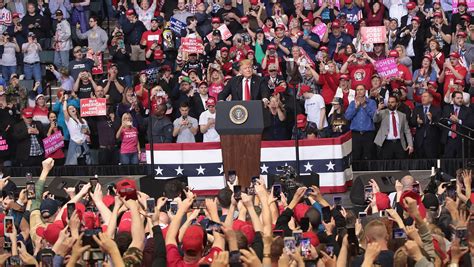 How Many People Attended Trumps Michigan Rally Crowd Photos