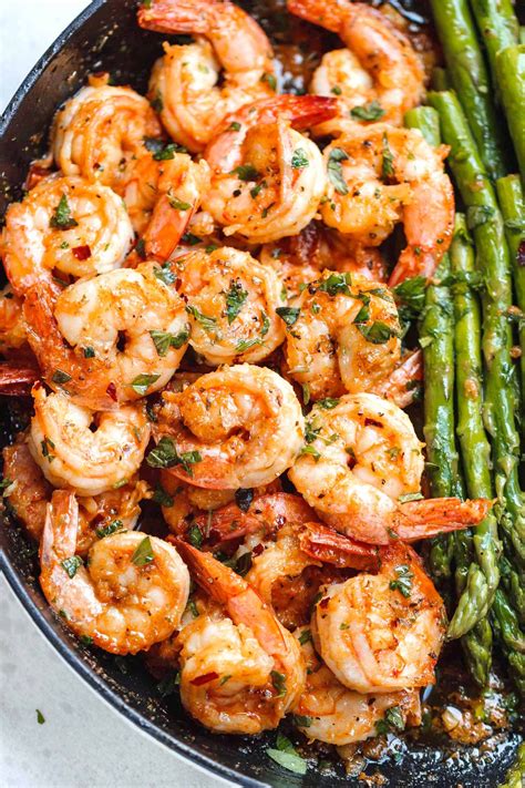 So so yummy and it was literally done in 4. Garlic Butter Shrimp with Asparagus | Shrimp and asparagus ...