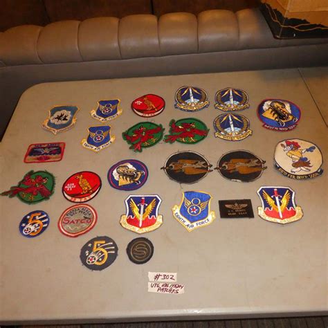 Lot 302 25 Vintage Usaf United States Air Force Squadron Military