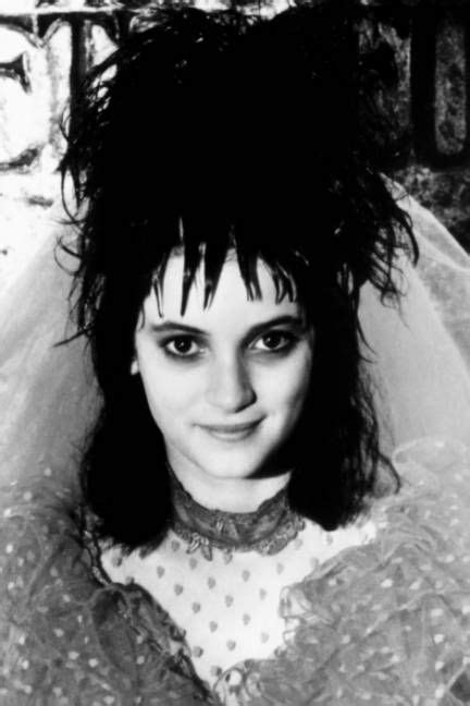 Adam and barbara maitland are newlyweds living in a beautiful victorian house. Tim Burton's Makeup Looks (With images) | Beetlejuice ...
