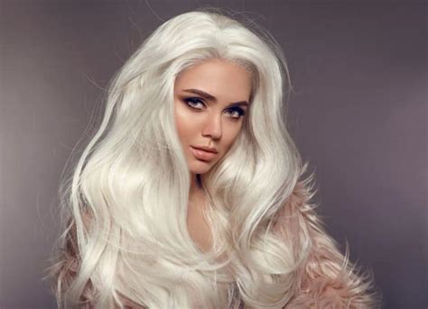 25 Types Of White Hairstyles For Women Photo Examples Headcurve