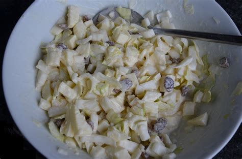 Koken met gerrit van WECKENonline Witlofsalade met rozijnen en appel