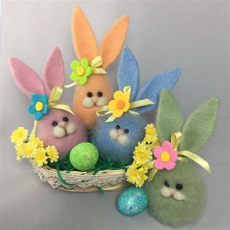 Needle Felted Easter Bunnies Easter Crafts Bunny Crafts Easter